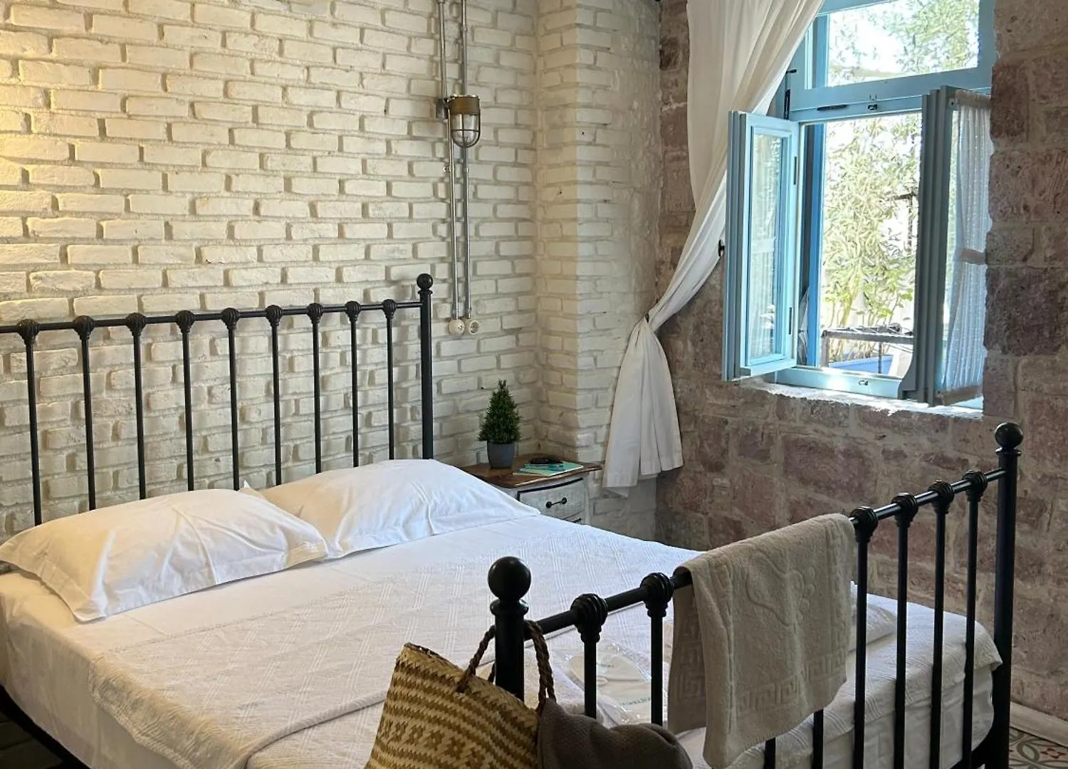 Homestay Cesmeli Han Ayvalik